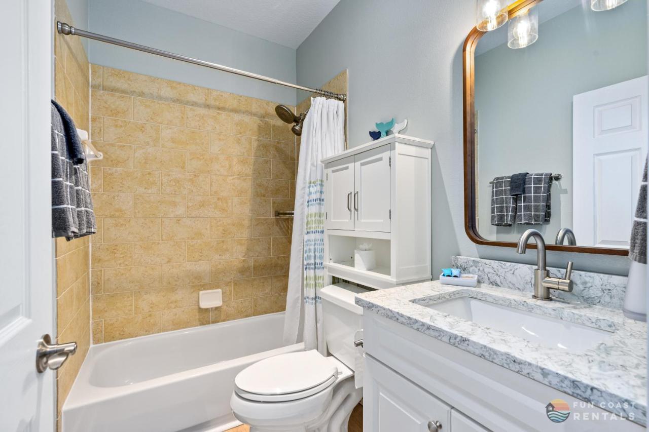 On Flagler Avenue! Dog Friendly With Balcony And Parking Walk To The Beach! New Smyrna Beach Exterior foto