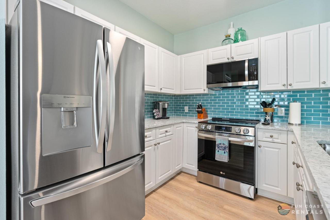 On Flagler Avenue! Dog Friendly With Balcony And Parking Walk To The Beach! New Smyrna Beach Exterior foto