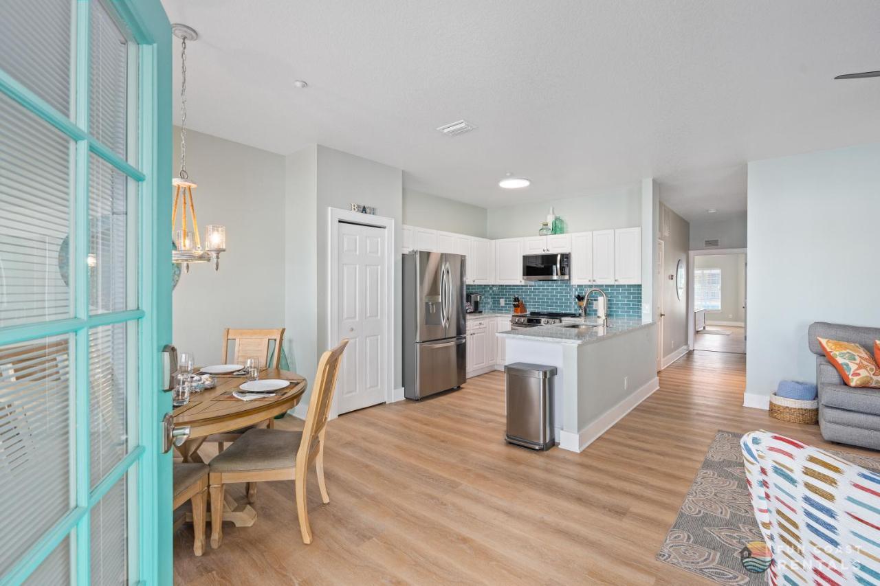 On Flagler Avenue! Dog Friendly With Balcony And Parking Walk To The Beach! New Smyrna Beach Exterior foto